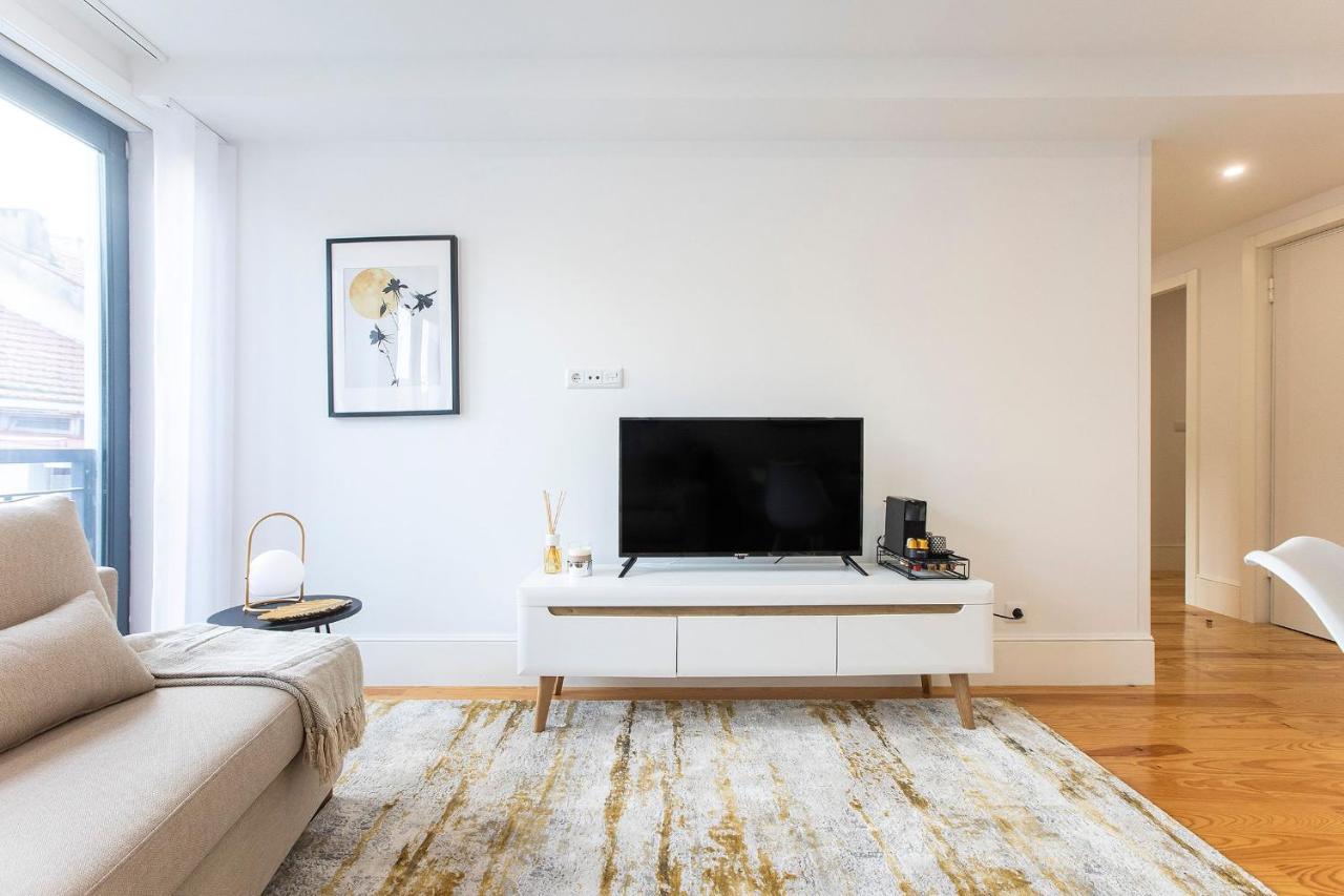 City Center 2Br Flat W/ Ac By Lovelystay Porto Eksteriør billede